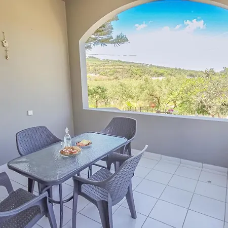 Lampros House In The Countryside Apartment